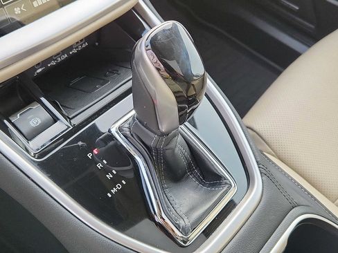 Used 2023 Subaru Outback Limited image 14