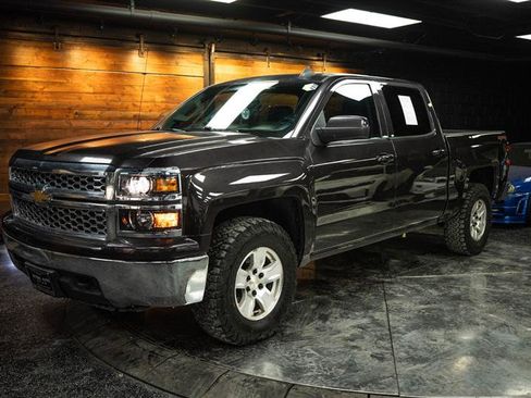 Used 2015 Chevrolet Silverado 1500 LT w/ Trailering Package image 2