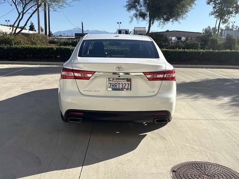 Used 2015 Toyota Avalon XLE image 4