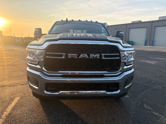 Used 2024 RAM 2500 Tradesman w/ Chrome Appearance Group AWD/4WD image 2