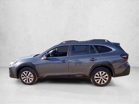 Certified 2023 Subaru Outback Premium image 2
