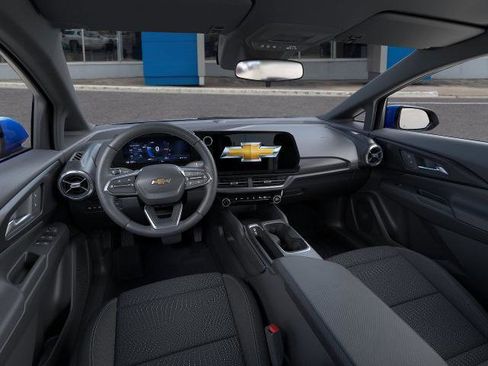 New 2026 Chevrolet Equinox EV LT image 48