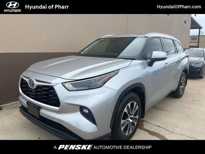 Used 2022 Toyota Highlander XLE