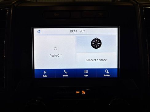 Used 2020 Ford F150 XLT w/ Equipment Group 302A Luxury AWD/4WD image 19
