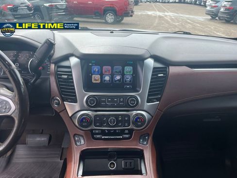 Used 2018 Chevrolet Suburban Premier image 29