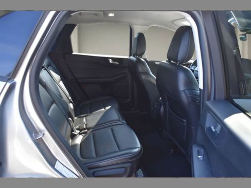 Used 2022 Ford Escape SEL image 15
