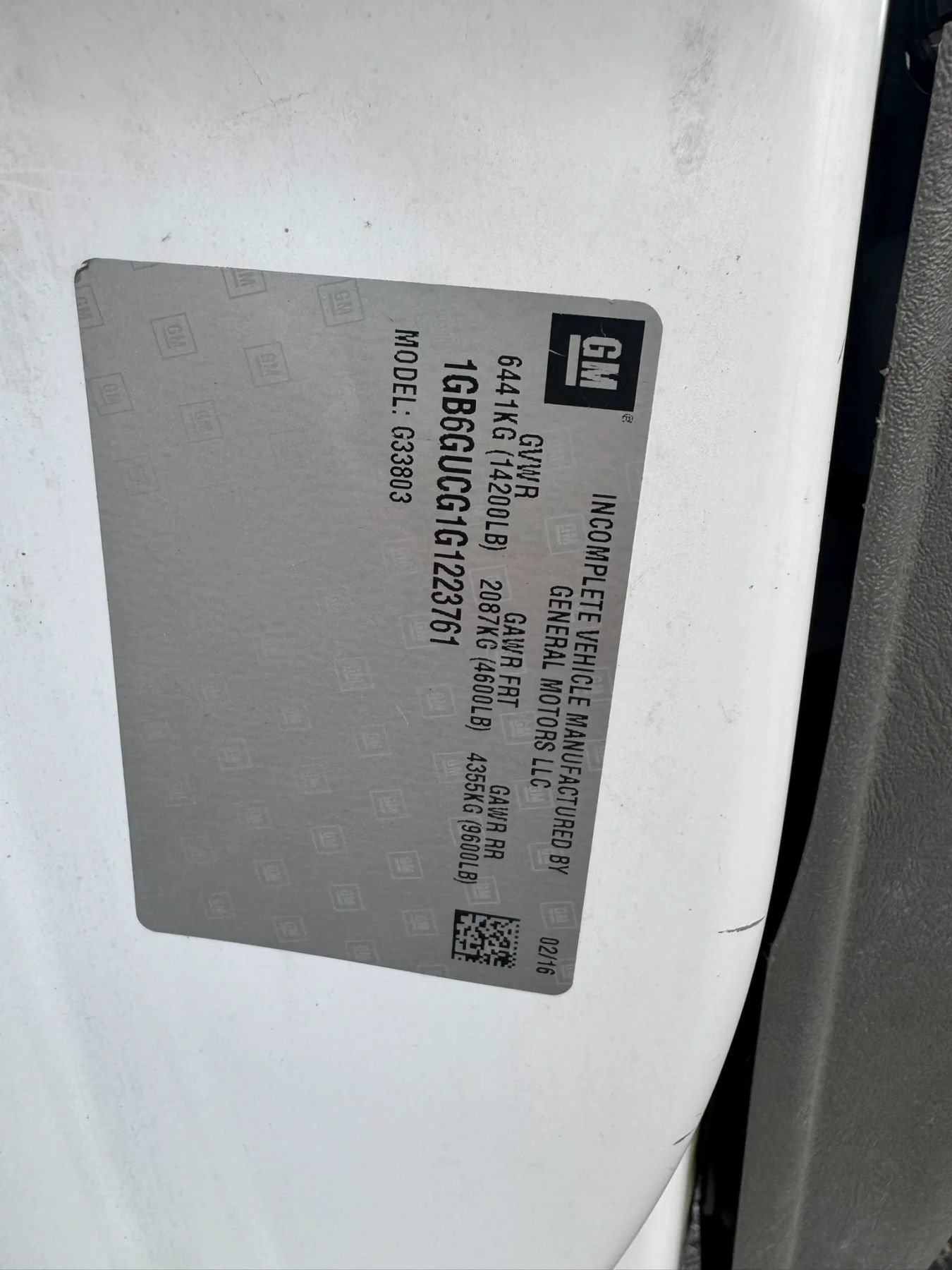 Used 2016 Chevrolet Express 4500 RWD image 21