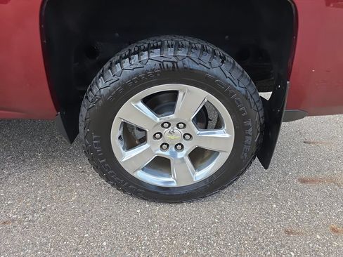 Used 2014 Chevrolet Silverado 1500 LT w/ LT Convenience Package AWD/4WD image 36