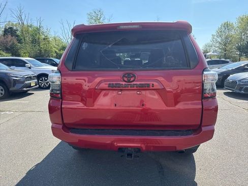 Certified 2022 Toyota 4Runner SR5 Premium w/ Moonroof Package AWD/4WD image 8