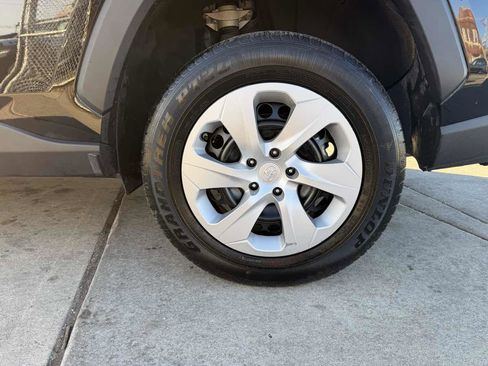 Used 2025 Toyota RAV4 LE image 8