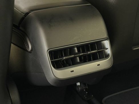 Used 2023 Tesla Model 3 Standard Range RWD image 21