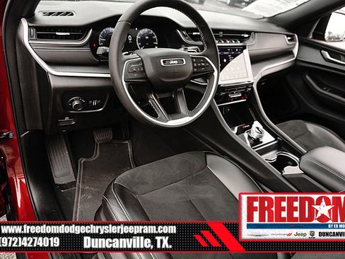 Certified 2024 Jeep Grand Cherokee L Altitude RWD image 10