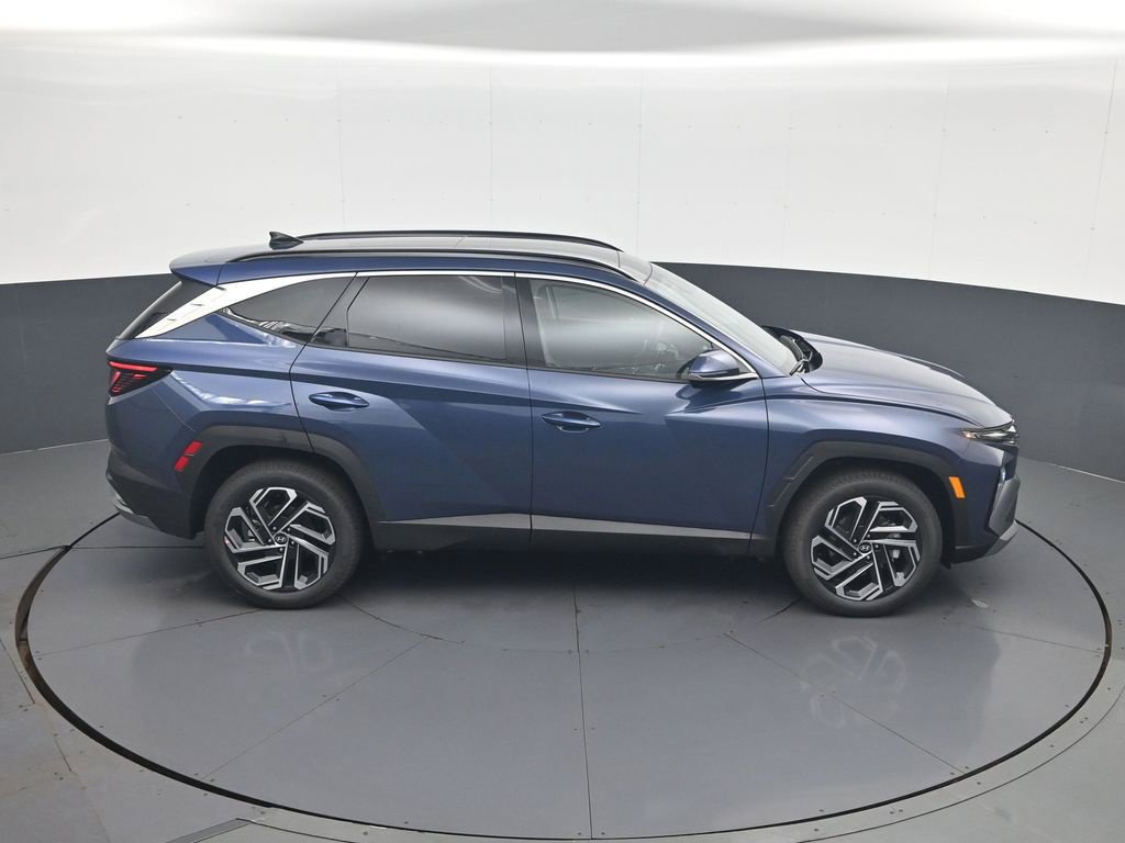 New 2026 Hyundai Tucson Limited w/ Tow & Go Package AWD/4WD image 16