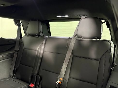 Used 2024 GMC Yukon Denali RWD image 26