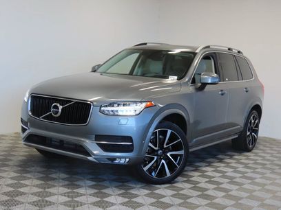 Used 2019 Volvo XC90 T6 Momentum w/ Advanced Package