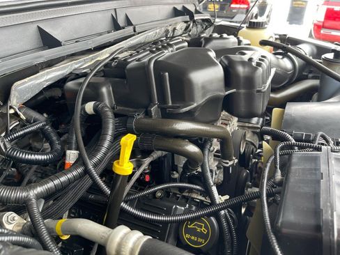 Used 2015 Ford F250 XLT w/ XLT Value Package image 57