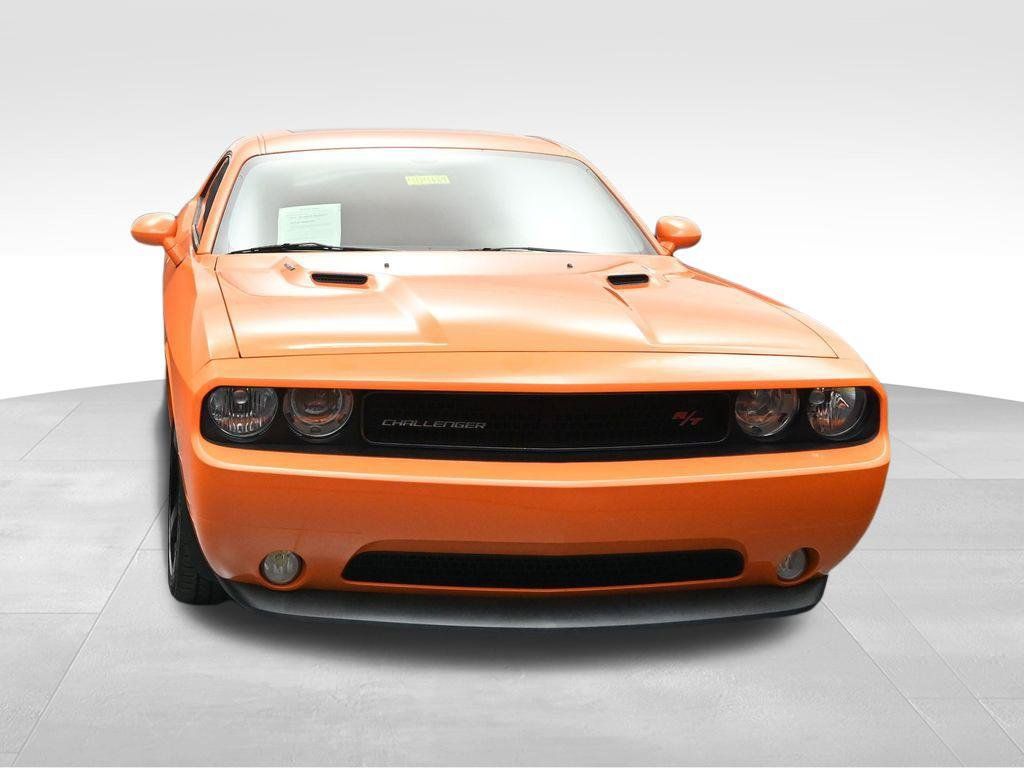 Used 2014 Dodge Challenger R/T Plus RWD image 8