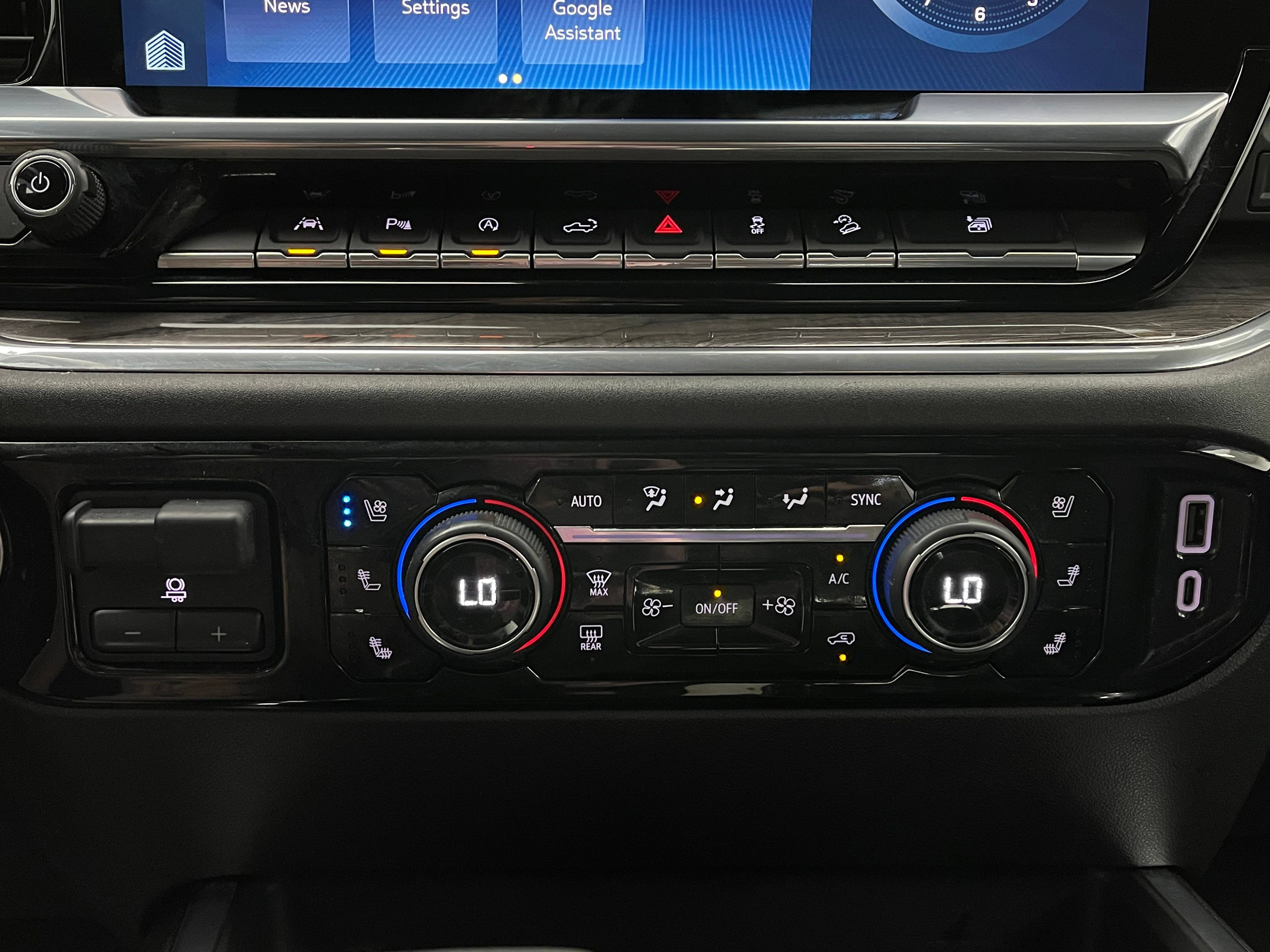 Used 2023 Chevrolet Silverado 1500 LTZ AWD/4WD image 29