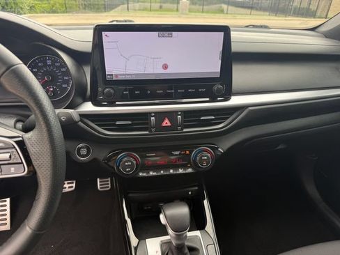 Used 2022 Kia Forte GT-Line w/ GT-Line Premium Package FWD image 19
