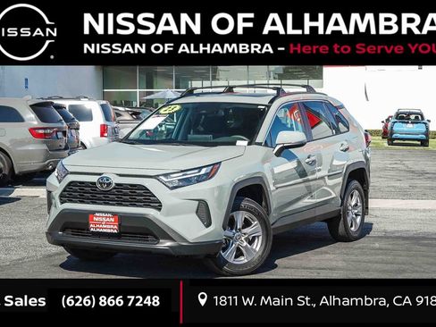 Used 2023 Toyota RAV4 XLE w/ Convenience Package FWD image 1