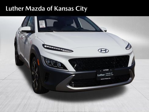 Used 2023 Hyundai Kona Limited AWD/4WD image 1
