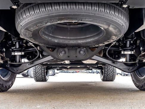 Used 2022 Chevrolet Tahoe RST w/ Sport Performance Package image 15