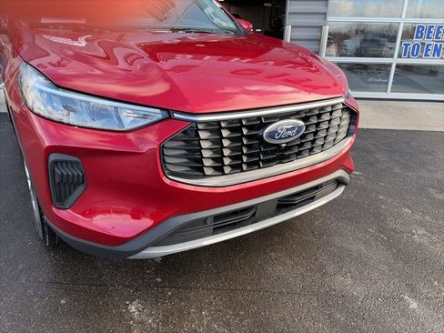 Used 2023 Ford Escape Active w/ Tech Pack #2 image 5