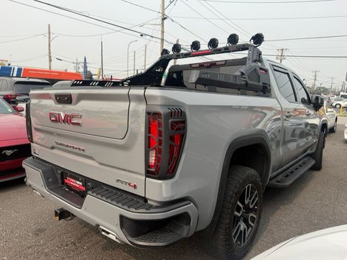 Used 2024 GMC Sierra 1500 AT4 w/ Technology Package AWD/4WD image 6