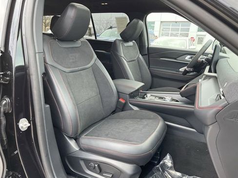 New 2026 Ford Explorer ST w/ Sun And Sound Package image 22