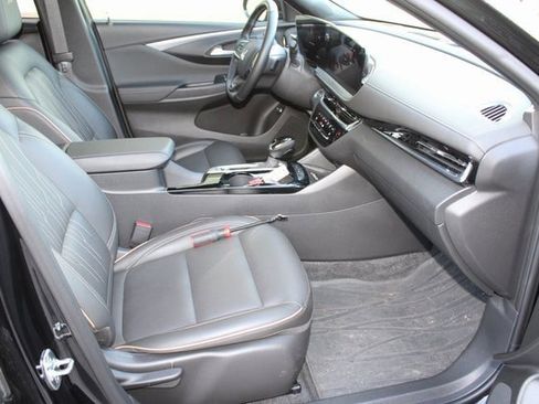 Used 2024 Buick Envista Avenir image 17