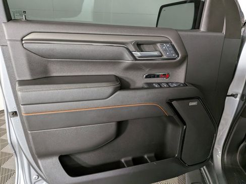 Used 2024 GMC Sierra 1500 AT4 w/ Technology Package AWD/4WD image 15