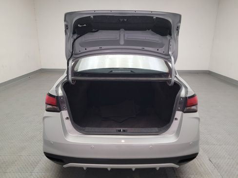 Used 2025 Nissan Versa SV FWD image 29