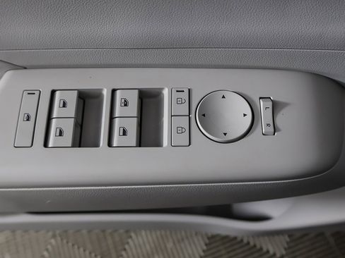 Used 2024 Hyundai Kona SEL image 35