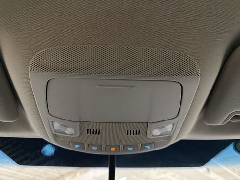 Used 2018 Ford Edge SEL w/ Equipment Group 201A AWD/4WD image 34