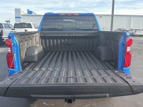 Used 2026 Chevrolet Silverado 1500 ZR2 w/ Dark Appearance Package image 34