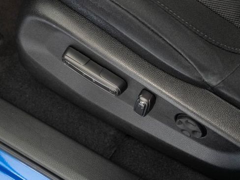 Used 2021 Honda CR-V EX image 5