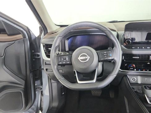 Used 2023 Nissan Rogue Platinum w/ Platinum Premium Package FWD image 14