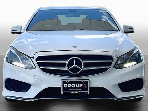 Used 2016 Mercedes-Benz E 350 Sedan image 4