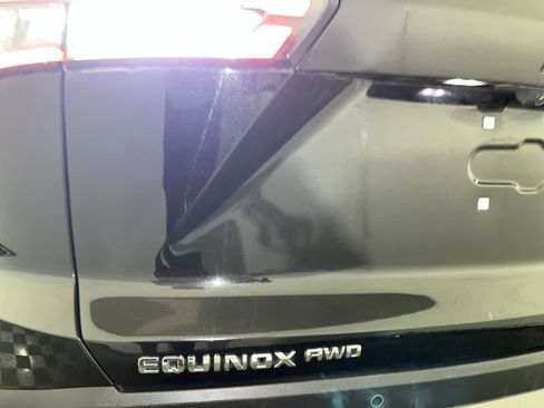 Used 2025 Chevrolet Equinox LT w/ Safety and Technology Package AWD/4WD image 11