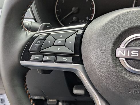 Used 2025 Nissan Altima 2.5 SR FWD image 32