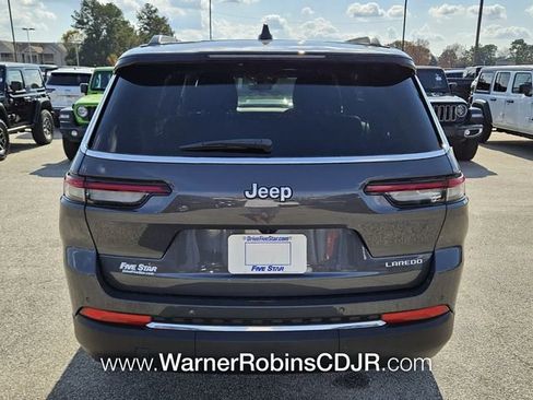 New 2025 Jeep Grand Cherokee L Laredo w/ Luxury Tech Group I image 11