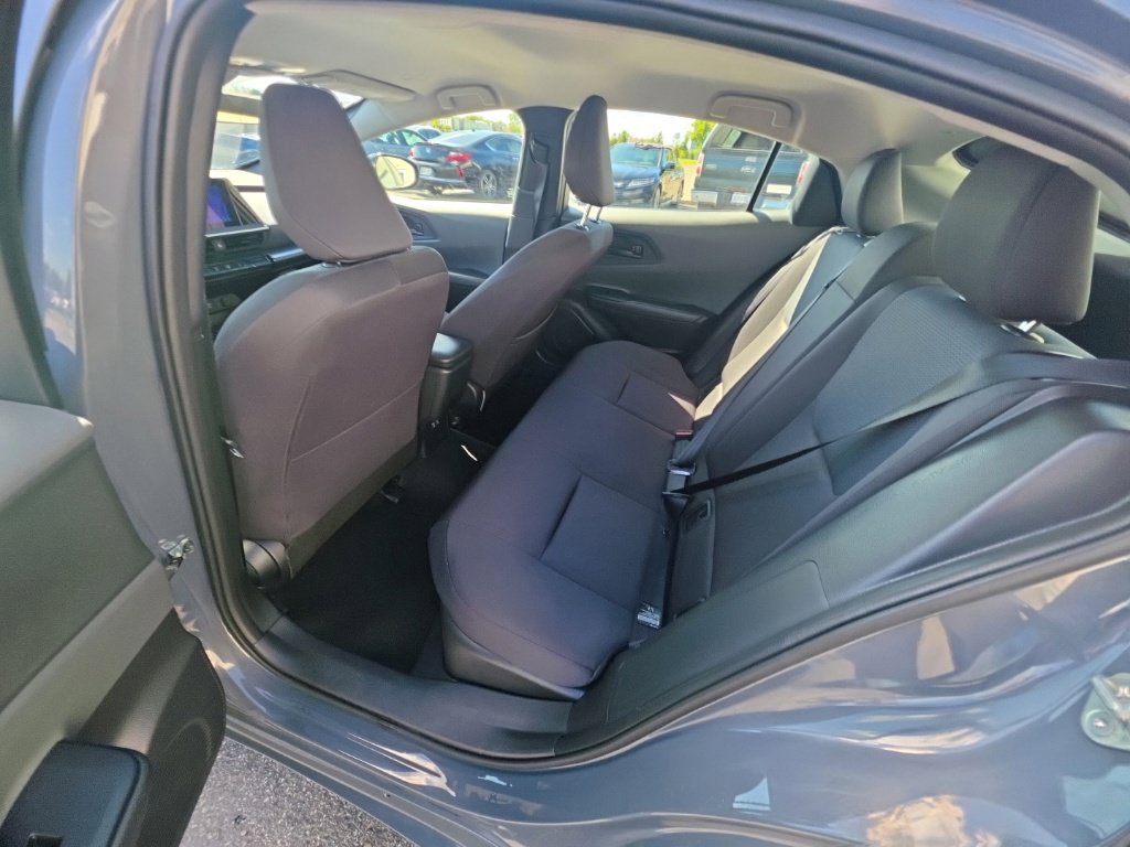 Used 2025 Toyota Prius LE FWD image 25