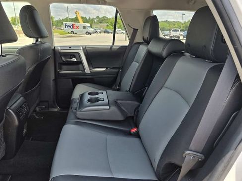 Used 2020 Toyota 4Runner SR5 Premium w/ Moonroof Package RWD image 7