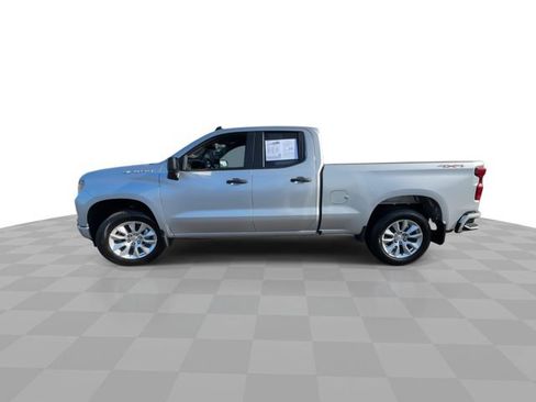 Certified 2022 Chevrolet Silverado 1500 Custom image 5