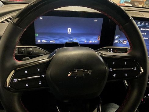 Used 2025 Chevrolet Traverse RS w/ LPO, Floor Liner Package image 6