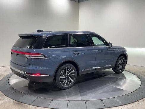 New 2025 Lincoln Aviator Reserve w/ Equipment Group 201A image 5
