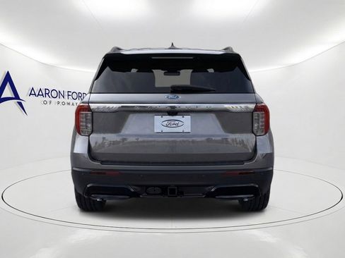 New 2025 Ford Explorer ST-Line w/ Premium Package RWD image 5