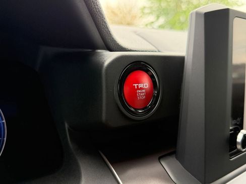 Certified 2025 Toyota Tacoma TRD Sport image 28