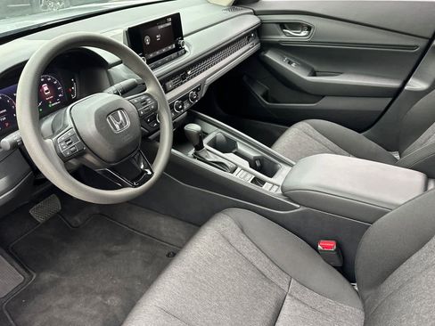 Used 2024 Honda Accord EX image 9