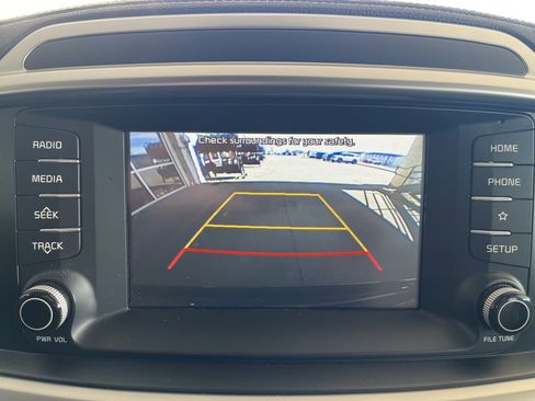 Used 2020 Kia Sorento EX image 27
